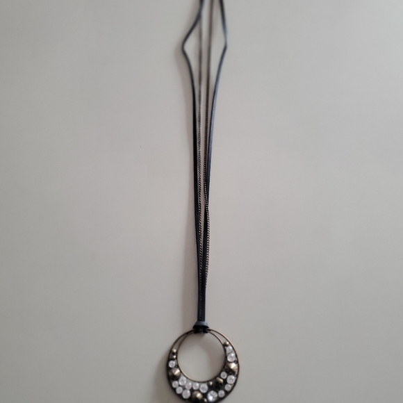 22 in. skull/faux diamond necklace - Picture 6 of 6